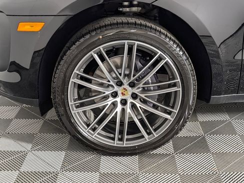 New 2026 Porsche Macan AWD/4WD image 11