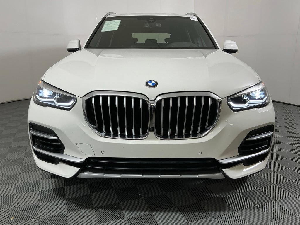 Certified 2023 BMW X5 sDrive40i w/ Premium Package RWD image 4