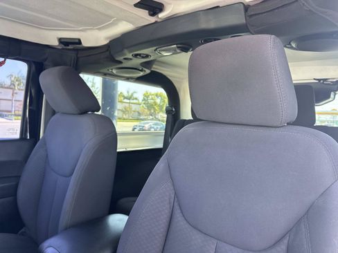 Used 2013 Jeep Wrangler Sport AWD/4WD image 21