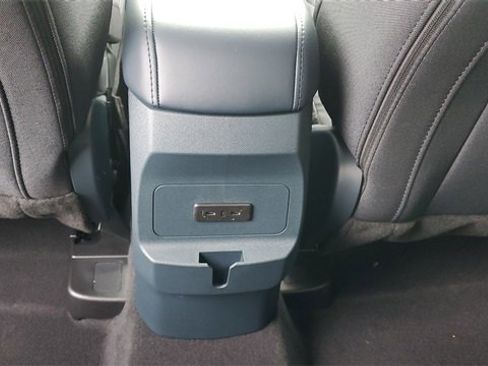 New 2025 Ford Maverick XL image 37