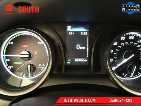 Used 2024 Toyota Camry SE image 12