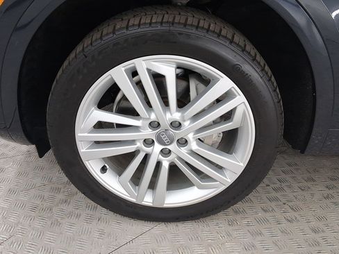 Used 2018 Audi Q5 2.0T Premium Plus w/ Premium Plus Package image 11