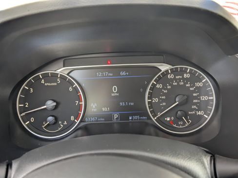 Used 2024 Nissan Altima 2.5 SV FWD image 30