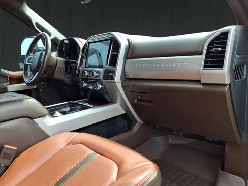 Used 2022 Ford F350 King Ranch w/ King Ranch Ultimate Package AWD/4WD image 16