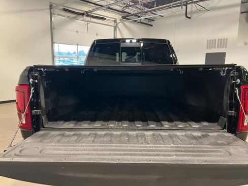 Used 2025 RAM 2500 Limited AWD/4WD image 34