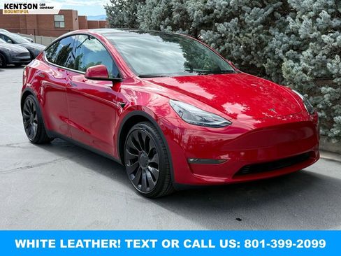 Used 2023 Tesla Model Y Performance AWD/4WD image 12