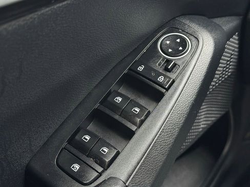 Used 2023 Kia Seltos EX image 32