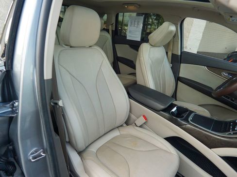 Used 2020 Lincoln Nautilus Reserve w/ Equipment Group 201A FWD image 31