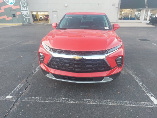 Used 2023 Chevrolet Blazer LT FWD image 5