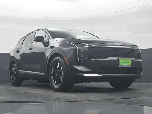 Used 2026 Kia Sportage LX FWD image 26