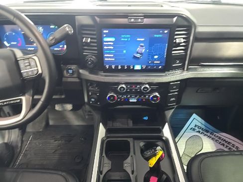 Used 2026 Ford F250 Platinum AWD/4WD image 8