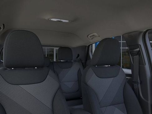New 2027 Chevrolet Bolt LT w/ Comfort Package FWD image 25