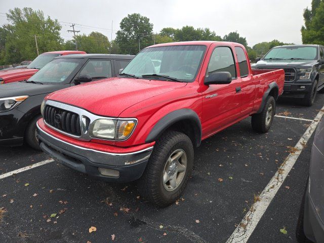 Used 2004 Toyota Tacoma 4x4 Xtracab w/ SR5 Pkg image 1