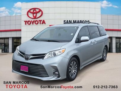 Used 2019 Toyota Sienna XLE