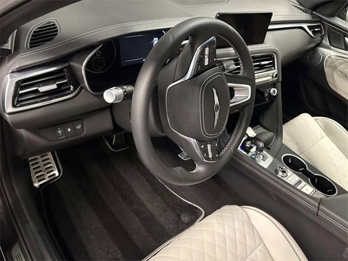 Used 2025 Genesis G70 3.3T Advanced w/ Sport Prestige Package image 12