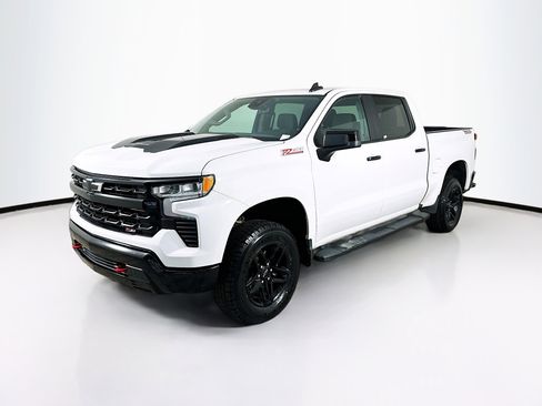 Used 2024 Chevrolet Silverado 1500 LT Trail Boss w/ Protection Package image 3