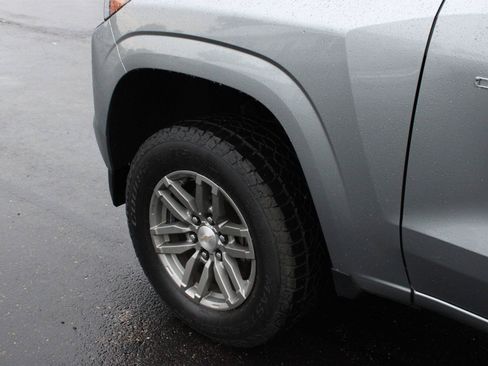 Used 2023 Chevrolet Colorado LT w/ LT Convenience Package III AWD/4WD image 11