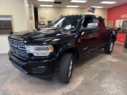 Used 2020 RAM 2500 Laramie image 3