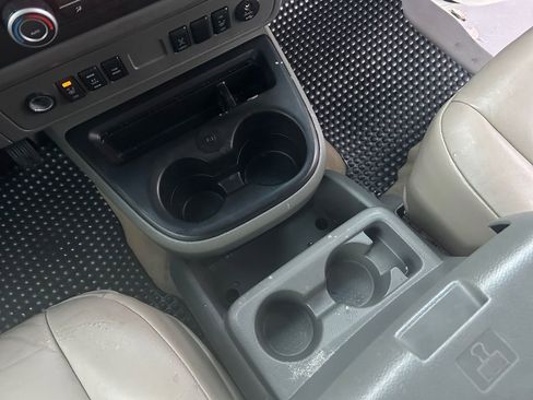 Used 2014 Nissan NV 3500 SL w/ Technology Package image 20