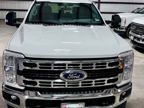 Used 2024 Ford F250 XLT w/ FX4 Off-Road Package AWD/4WD image 8