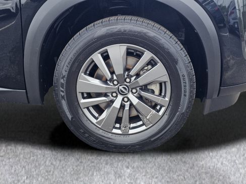 Used 2024 Nissan Pathfinder SV FWD image 6