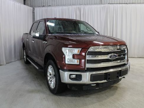 Used 2015 Ford F150 Lariat w/ Equipment Group 502A Luxury AWD/4WD image 37