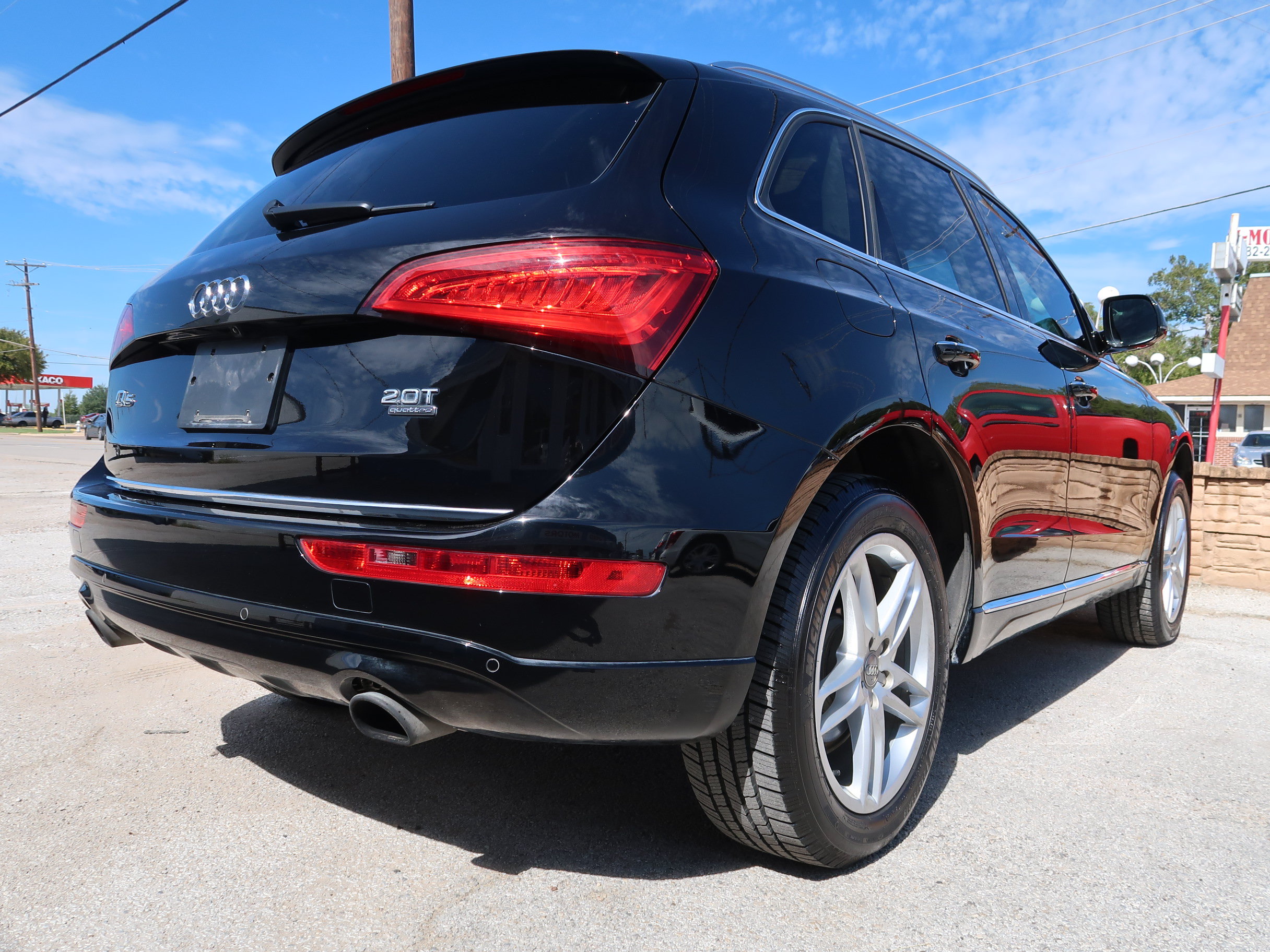 Used 2016 Audi Q5 2.0T Premium Plus w/ Technology Package AWD/4WD image 8