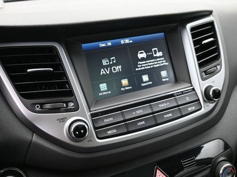 Used 2018 Hyundai Tucson Value image 32