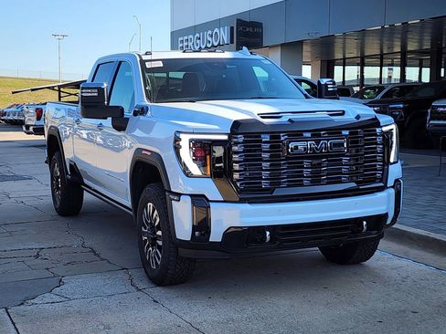 New 2026 GMC Sierra 2500 Denali Ultimate w/ Max Trailering Package AWD/4WD image 1