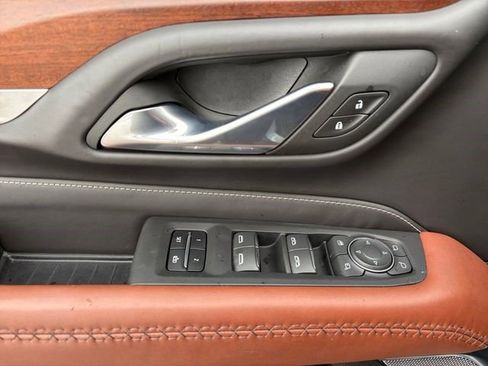 Certified 2023 GMC Yukon Denali Ultimate image 4