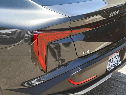 Certified 2025 Kia K4 GT-Line Turbo FWD image 9