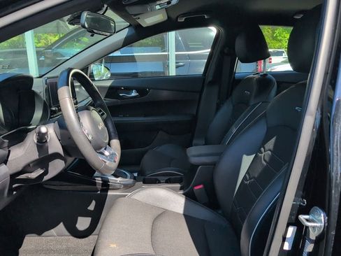 Used 2024 Kia Forte GT-Line image 3