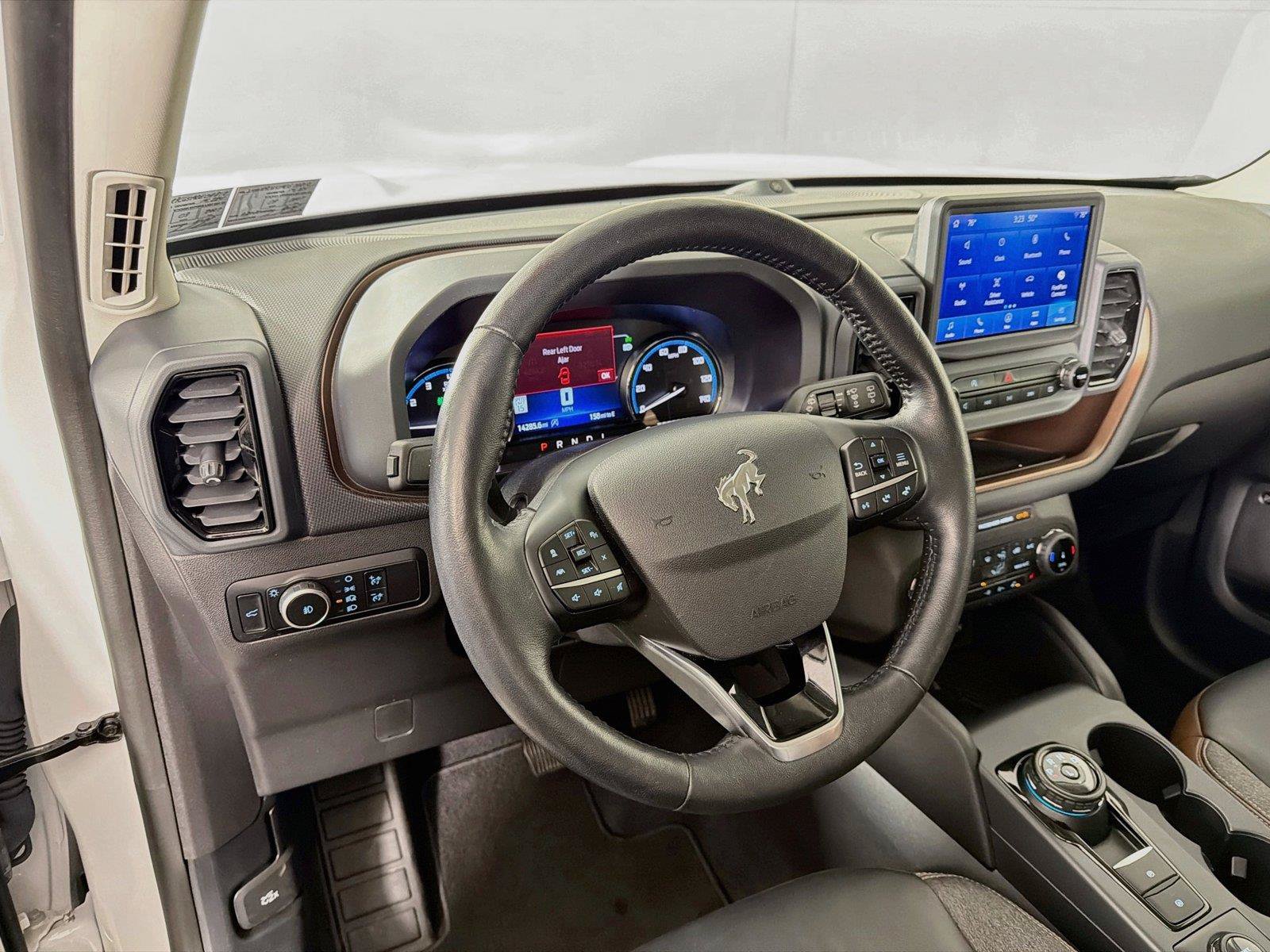 Used 2023 Ford Bronco Sport Outer Banks w/ Tech Package AWD/4WD image 16