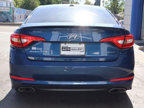 Used 2017 Hyundai Sonata Sport FWD image 4