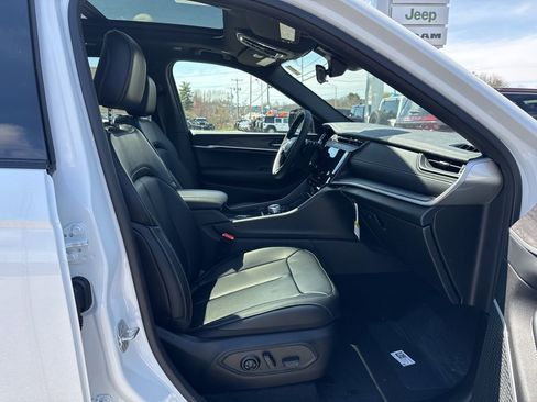 New 2026 Jeep Grand Cherokee Limited AWD/4WD image 31