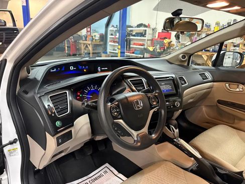 Used 2015 Honda Civic EX image 17