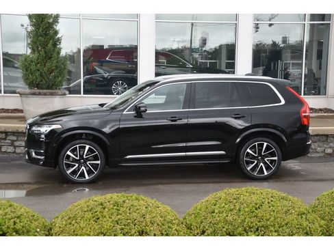 Used 2023 Volvo XC90 B6 Plus AWD/4WD image 7
