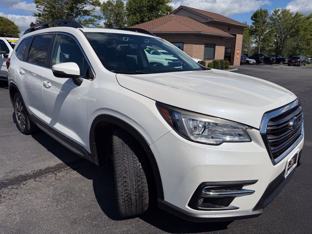 Used 2020 Subaru Ascent Limited w/ Technology Package AWD/4WD image 3