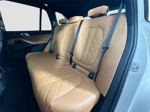 New 2026 BMW X5 M60i AWD/4WD image 50