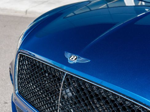 Certified 2024 Bentley Continental GT AWD/4WD image 22
