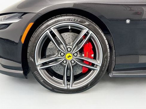 Used 2022 Ferrari Roma RWD image 42