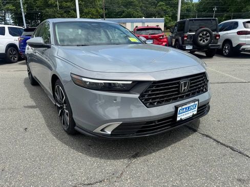 New 2026 Honda Accord Touring image 8