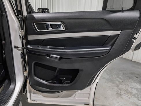 Used 2017 Ford Explorer XLT w/ Equipment Group 202A image 46