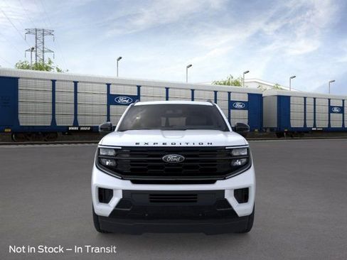 New 2026 Ford Expedition Platinum image 6