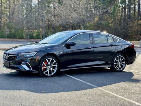 Used 2019 Buick Regal GS image 2