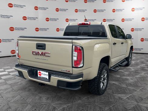 Used 2022 GMC Canyon AT4 image 5
