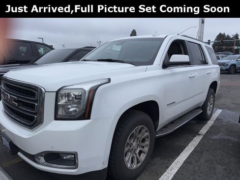 Used 2019 GMC Yukon SLT w/ Open Road Package image 1
