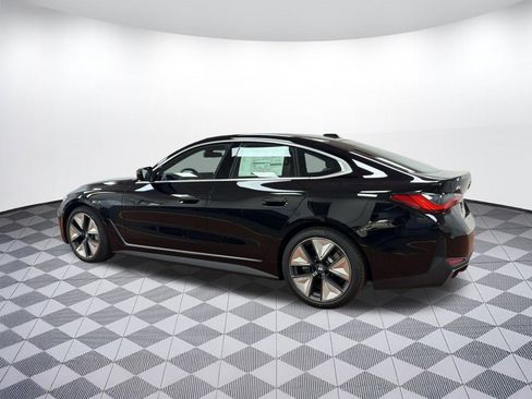 Used 2026 BMW i4 xDrive40i w/ Premium Package AWD/4WD image 3