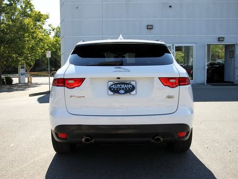 Used 2018 Jaguar F-PACE Premium AWD/4WD image 7