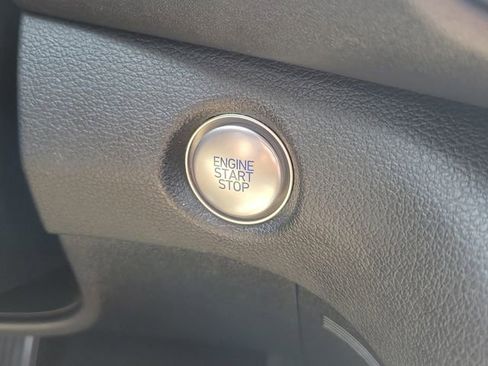 Used 2023 Hyundai Santa Fe SEL image 29